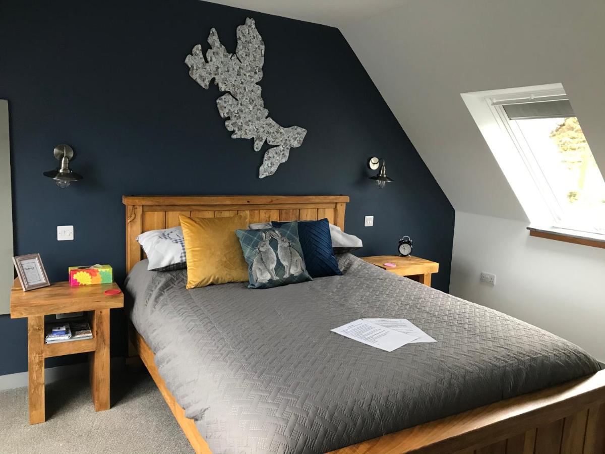 The Bridge B&B Kilmaluag Экстерьер фото
